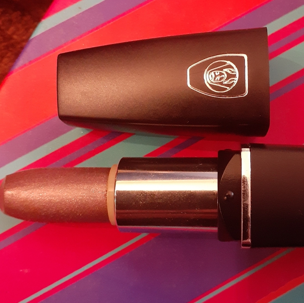 Set of 2 Olay Sterling Colormoist Lipsticks
